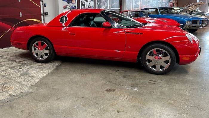 2003 Ford Thunderbird