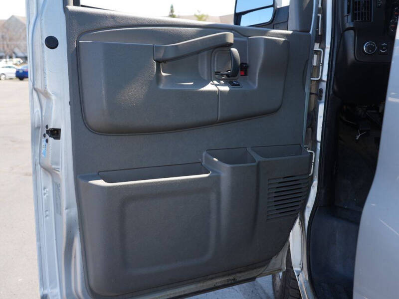 2016 Chevrolet Express LS 2500