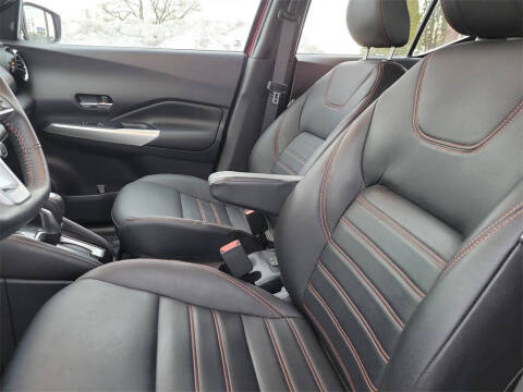 2020 Nissan Kicks SR