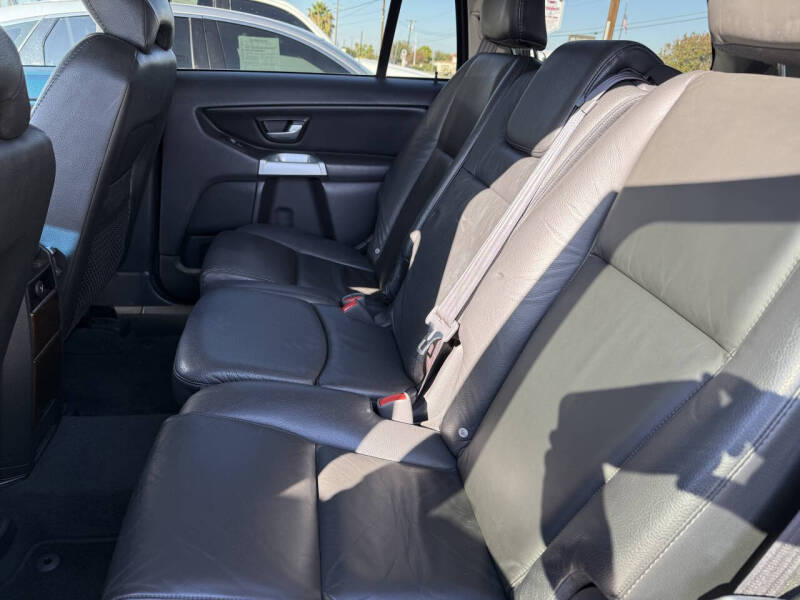2004 Volvo XC90 T6