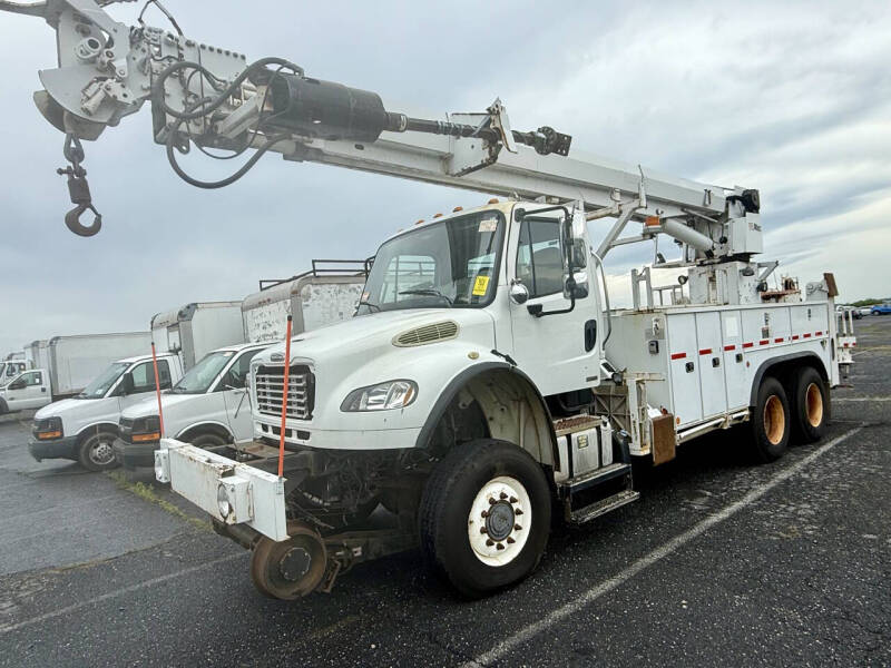 2012 Freightliner M2 106