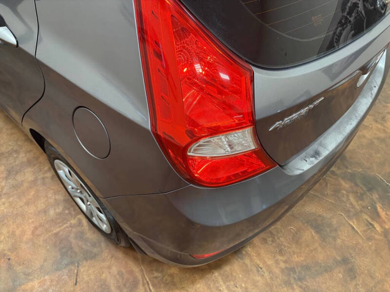2014 Hyundai Accent GS