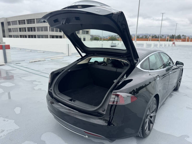2013 Tesla Model S