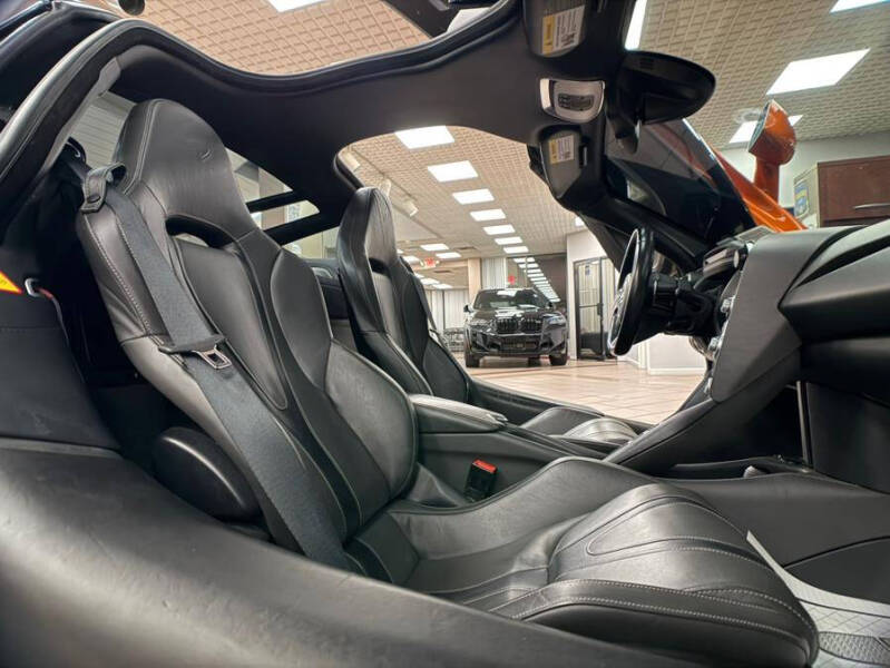 2019 McLaren 720S Performance