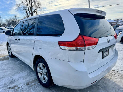 2014 Toyota Sienna L 7-Passenger