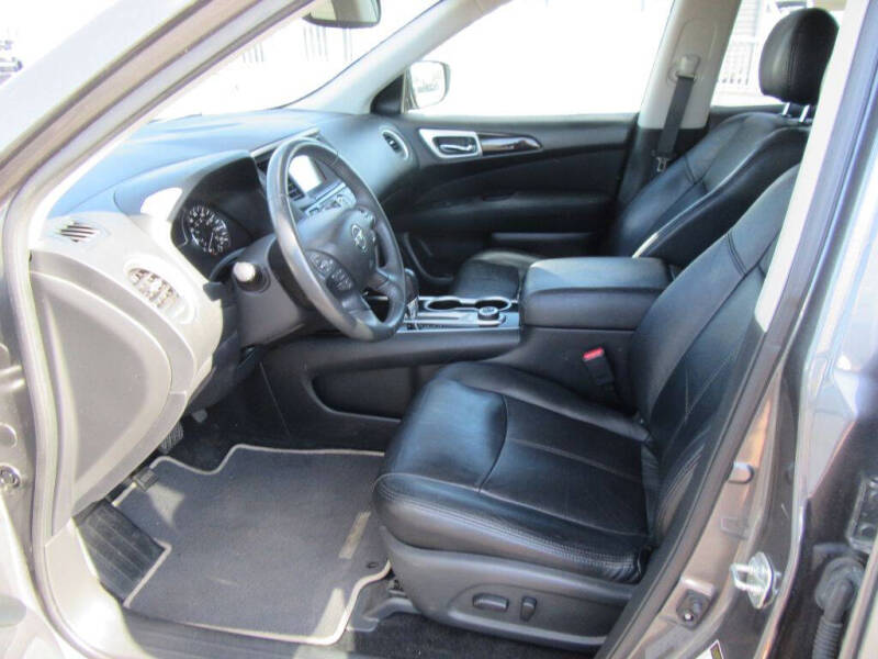 2017 Nissan Pathfinder S