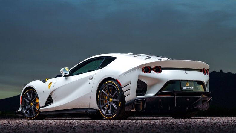 2022 Ferrari 812 Competizione