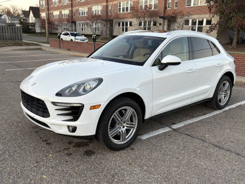 2015 Porsche Macan S