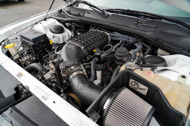 2014 Dodge Challenger SRT8 Core