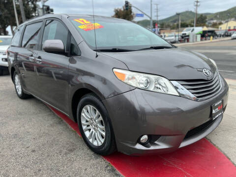 2012 Toyota Sienna for sale at Auto Max of Ventura in Ventura CA
