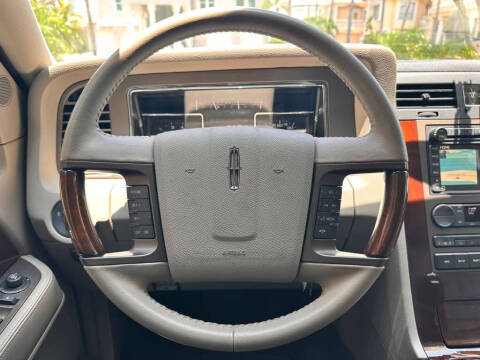 2014 Lincoln Navigator