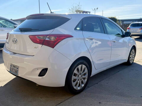 2017 Hyundai Elantra GT