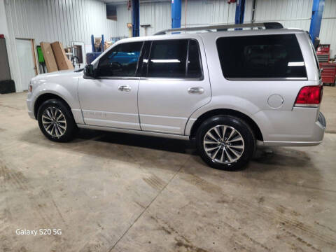 2017 Lincoln Navigator Select
