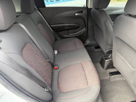 2017 Chevrolet Sonic LT Auto