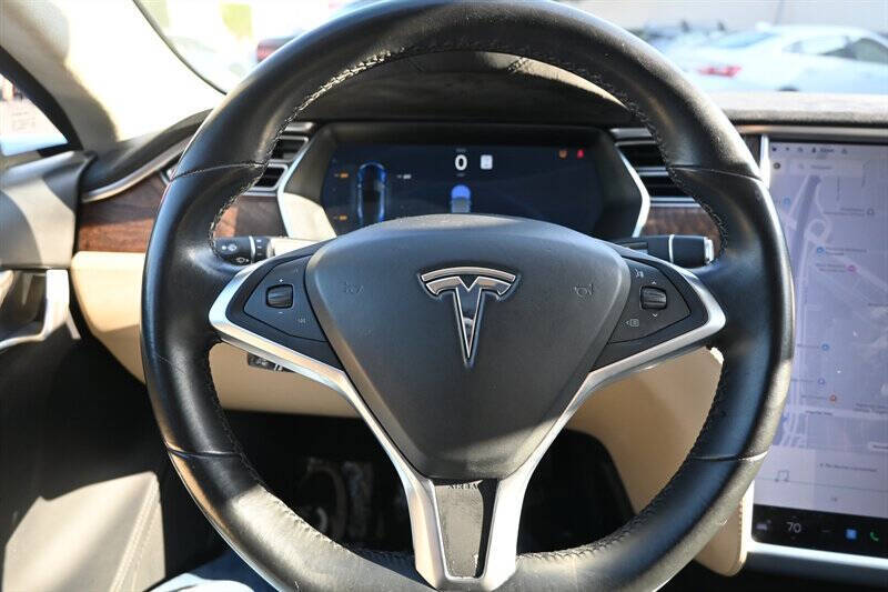 2017 Tesla Model S 75D