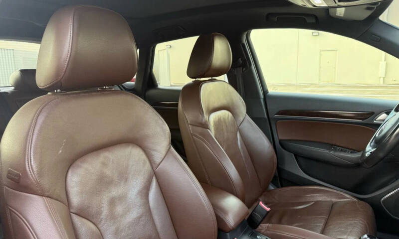 2017 Audi Q3 2.0T quattro Prestige