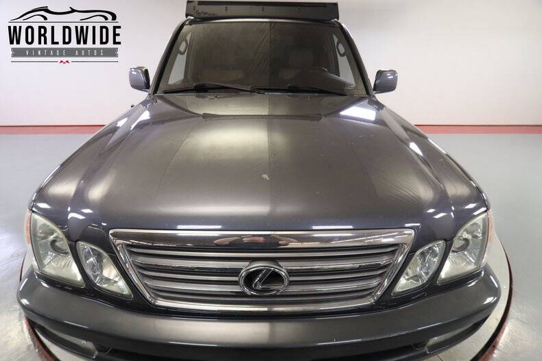 2003 Lexus LX 470