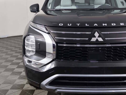 2025 Mitsubishi Outlander SEL Platinum Edition