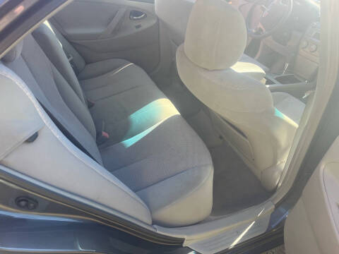 2010 Toyota Camry LE