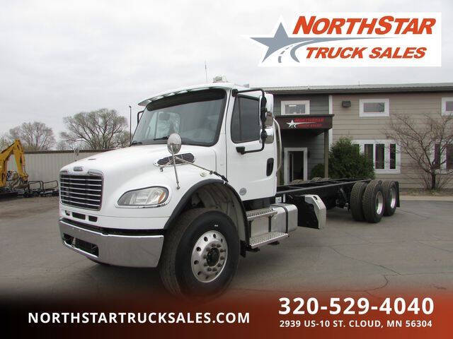 2017 Freightliner M2 106