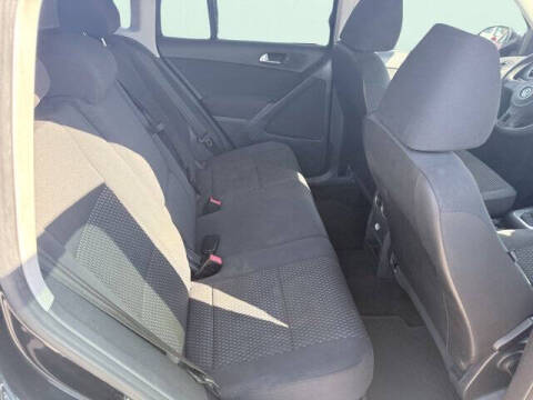 2011 Volkswagen Tiguan S