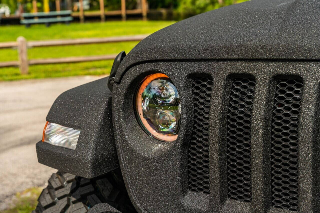 2018 JEEP Wrangler SUV / Crossover - $49,999