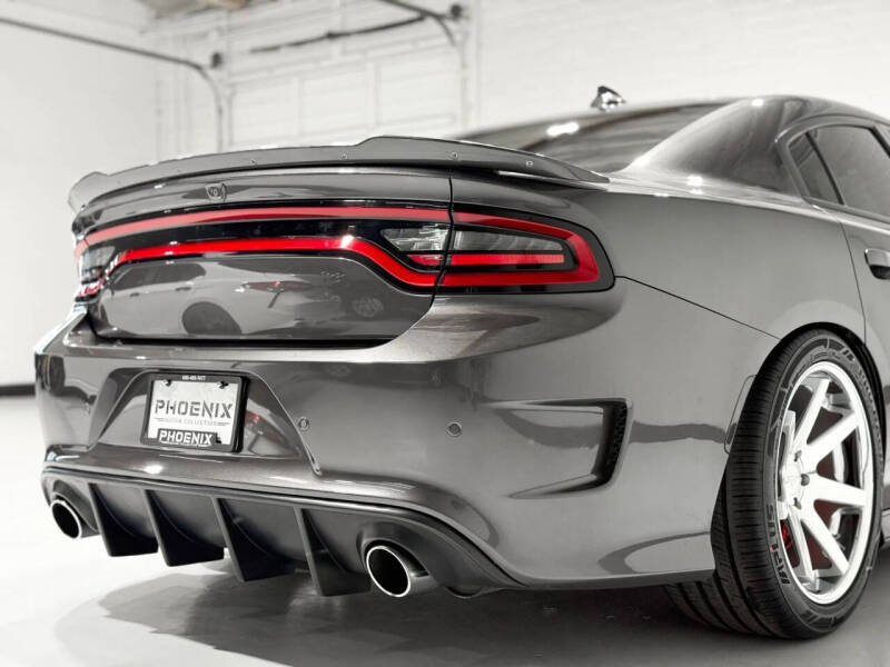 2015 Dodge Charger SRT Hellcat