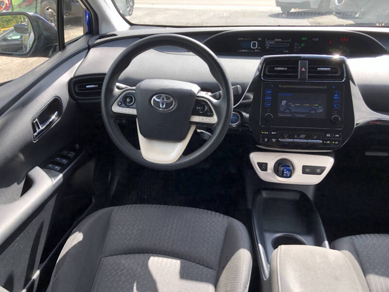 2018 Toyota Prius Two
