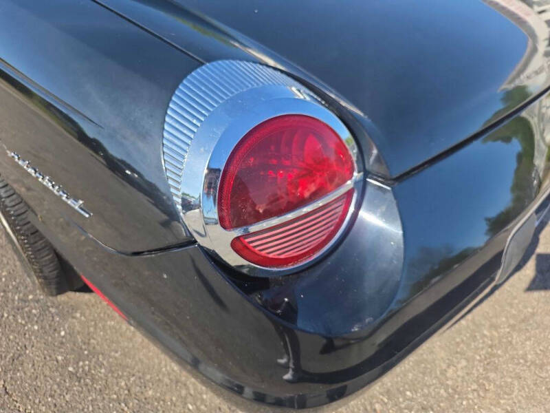 2003 Ford Thunderbird