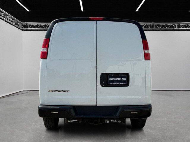 2020 Chevrolet Express 2500