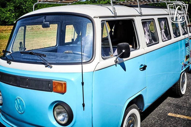 1990 Volkswagen Bus
