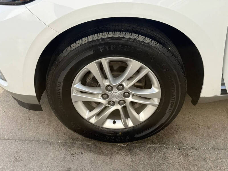 2021 Buick Enclave Essence