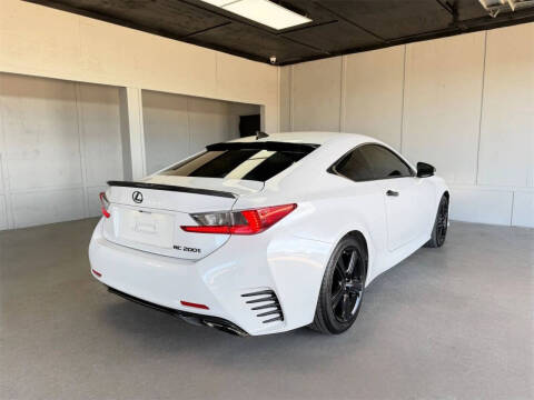 2017 Lexus RC 200t