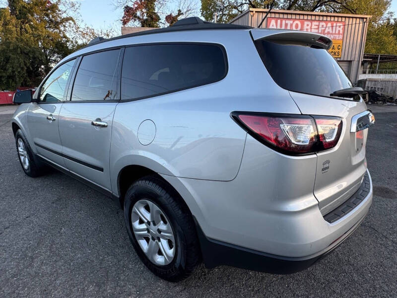 2013 Chevrolet Traverse LS
