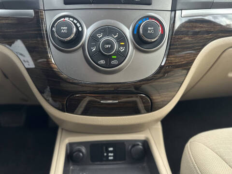 2011 Hyundai Santa Fe GLS