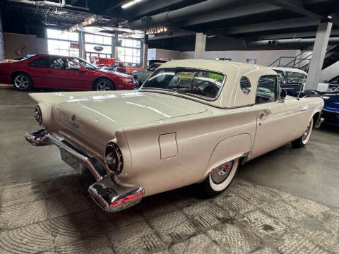 1957 Ford Thunderbird
