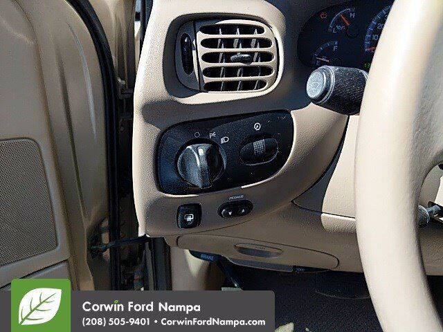 2001 Ford Expedition XLT