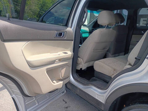 2015 Ford Explorer