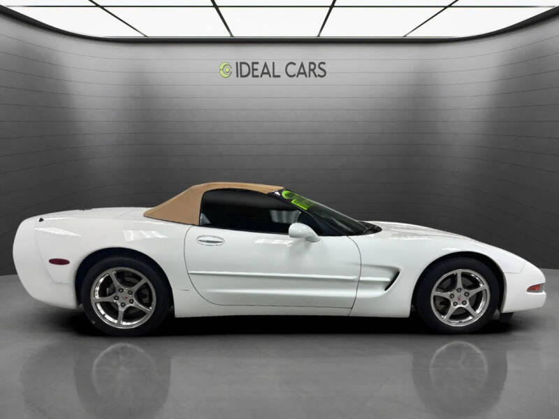 2004 Chevrolet Corvette