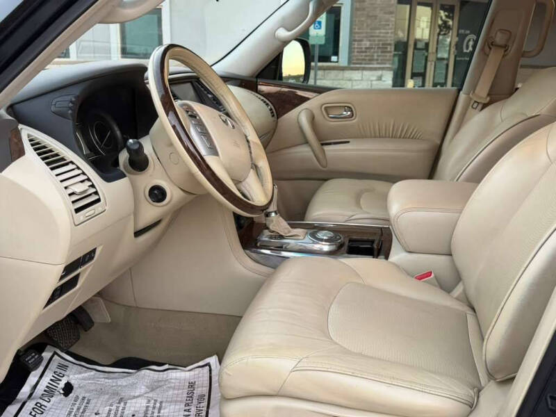 2016 Infiniti QX80