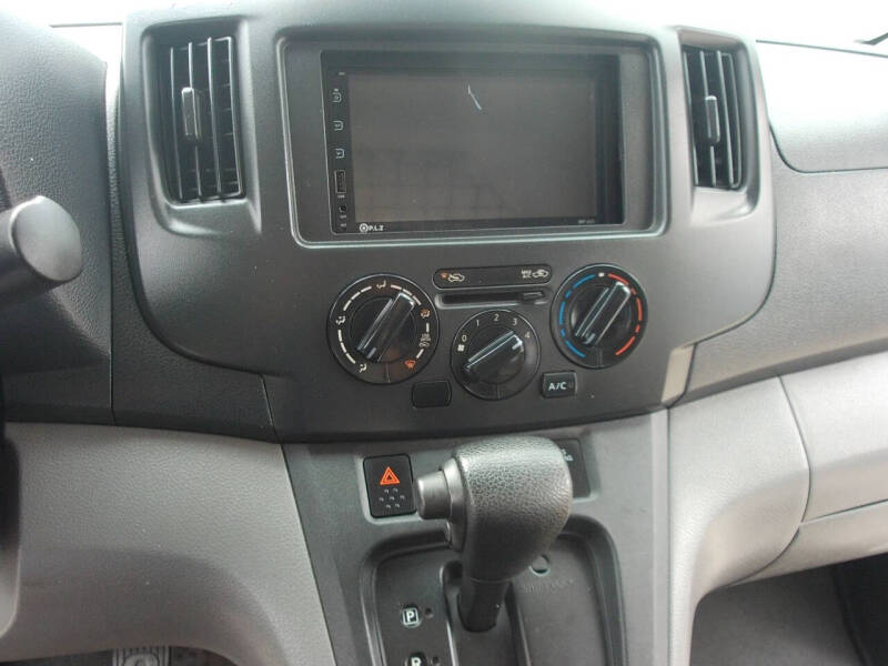 2015 Nissan NV200