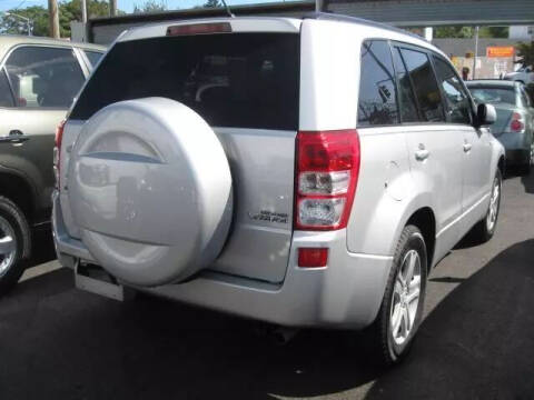 2006 Suzuki Grand Vitara Luxury