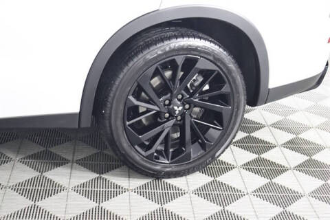 2022 Mitsubishi Outlander Black Edition