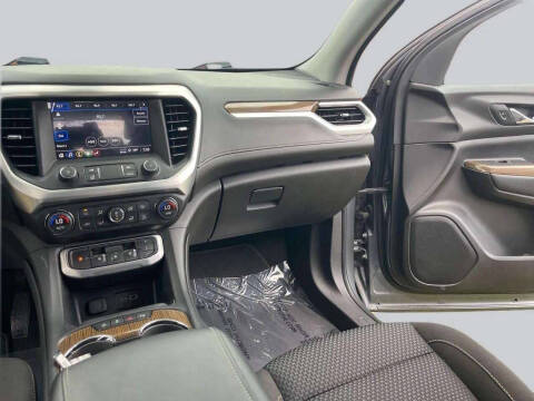 2021 GMC Acadia SLE
