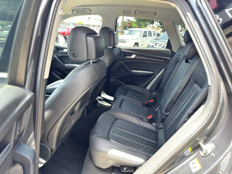 2019 Audi Q5 quattro Premium 45 TFSI