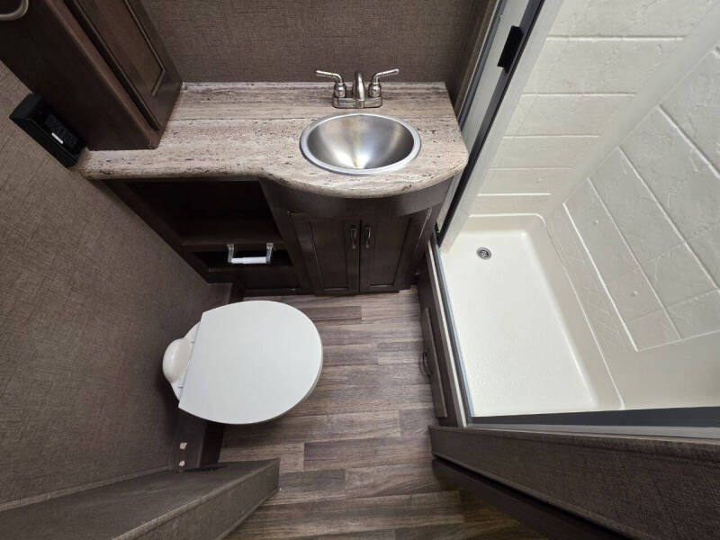 2018 Thor Motor Coach Ace 29.3