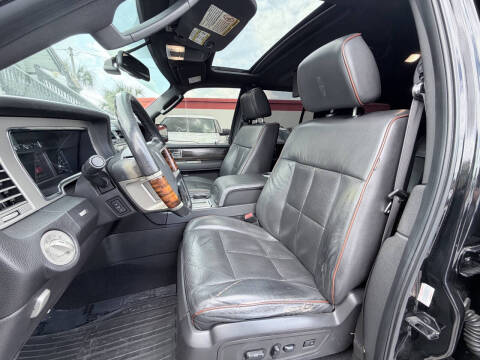2007 Lincoln Navigator Luxury