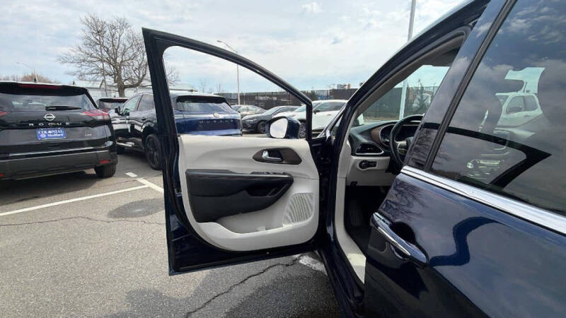 2018 Chrysler Pacifica Touring L