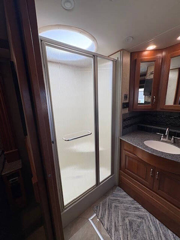 2015 Fleetwood RV Discovery
