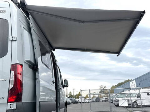2025 Mercedes-Benz Sprinter